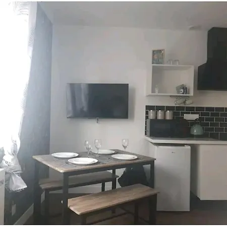 Ferienwohnung La Nouvelle-Orleans - Hyper-Centre- 2Mn Sncf - Wi-Fi Netflix Gratuit Niort Exterior foto